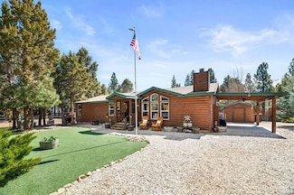 828 Norwood Ln, Big Bear City, CA 92314