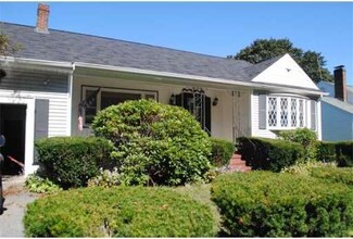 148 Pond St, Stoneham, MA 02180