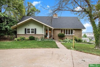 7812 Jackson St, Omaha, NE 68114