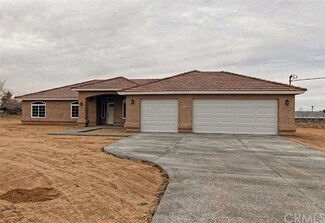 10017 8th Ave, Hesperia, CA 92345