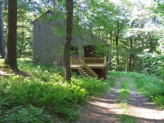 14 W Otter Dr, Granville, MA 01034