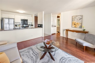 55 S Judd St Unit 1702, Honolulu, HI 96817