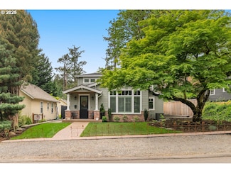 330 6th St, Lake Oswego, OR 97034