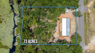 454 Bass Haven Dr, Defuniak Springs, FL 32433