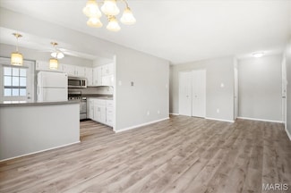 1715 Mayenne Ct Unit G, Saint Louis, MO 63125