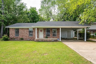2301 Stout St, Conway, AR 72032