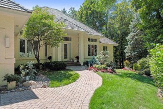 2106 Sugarwood Dr, Long Lake, MN 55356