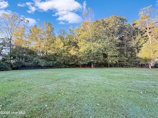 1200 Tennyson Ln, Windsor, NC 27983