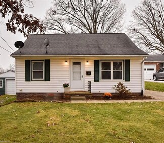 1416 Colonial Blvd NE, Canton, OH 44714