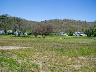 179 Willows Ln, White Sulphur Springs, WV 24986