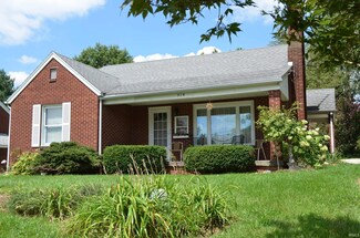 914 W 6th St, Jasper, IN 47546
