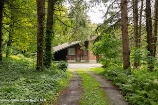 60 County Route 7, Pine Plains, NY 12567