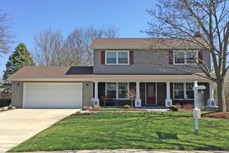 32 Cedar Gate Cir, Sugar Grove, IL 60554