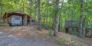 166 Hamlet Cir, Murphy, NC 28906