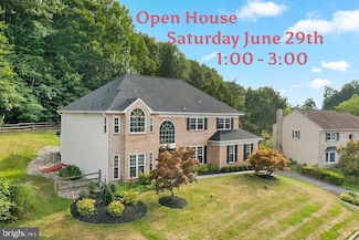 2006 Par Dr, Doylestown, PA 18901