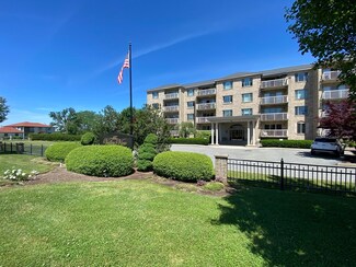 915 Hathaway Rd Unit 402, New Bedford, MA 02740