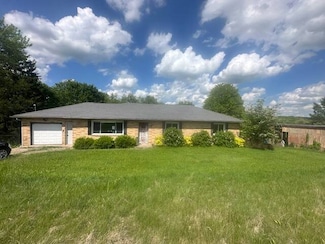 1893 Frankfort Rd, New Cumberland, WV 26047