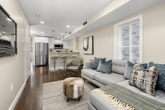 229 Maverick St Unit 2, Boston, MA 02128