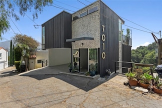 7010 Loyal Trail, Los Angeles, CA 90068