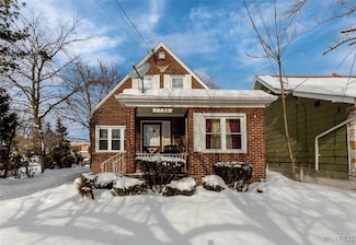 2738 Welch Ave, Niagara Falls, NY 14303