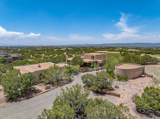 177 Sunflower Dr, Santa Fe, NM 87506