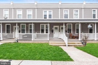 264 N Aberdeen Ave, Wayne, PA 19087