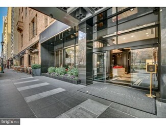 219 19 S 18th St Unit 903, Philadelphia, PA 19103