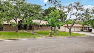 1402 Brown St, San Marcos, TX 78666