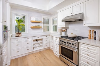 423 Poppy Ave, Corona Del Mar, CA 92625
