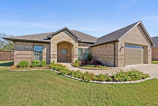 535 Limestone Cir, Mabank, TX 75147