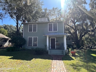 2211 Saint Johns Ave, Palatka, FL 32177