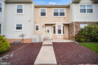 308 Wayne Ct, Southampton, PA 18966
