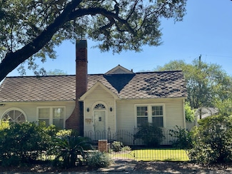 557 Avenue C, Port Allen, LA 70767