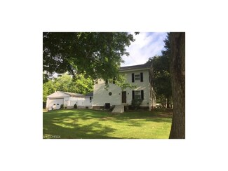 2010 Harrison St, Wakeman, OH 44889