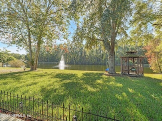 9736 Cedar Ridge Dr W, Jacksonville, FL 32221