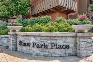 250 S Brentwood Blvd Unit 3J, Saint Louis, MO 63105