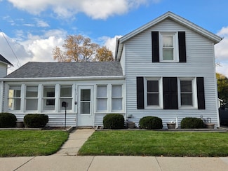 414 S Montgomery St, Watertown, WI 53094