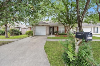 374 E Suncrest Loop, Slidell, LA 70458