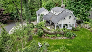 11 Cedar Gate Rd, Darien, CT 06820
