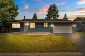 6903 N Fox Point Dr, Spokane, WA 99208
