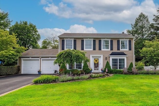 6 Magnet St, Stony Brook, NY 11790
