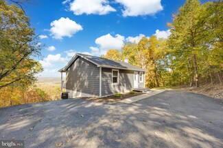 467 Applewood Dr, Front Royal, VA 22630