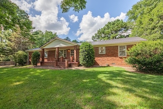 1111 Baker Ln, Lawrenceburg, TN 38464