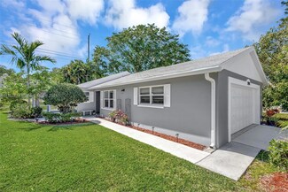 1241 Pine Sage Cir, West Palm Beach, FL 33409