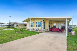 5408 Riviera Dr, Zephyrhills, FL 33541