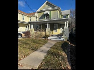 1107 Mulberry Ave, Muscatine, IA 52761