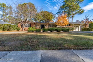 1203 Greenbriar Rd, Kinston, NC 28501