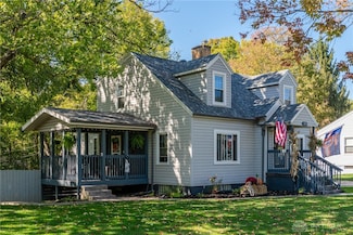 1641 Woods Dr, Beavercreek, OH 45432