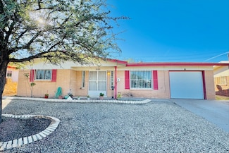 2105 Pacheco Dr, El Paso, TX 79935