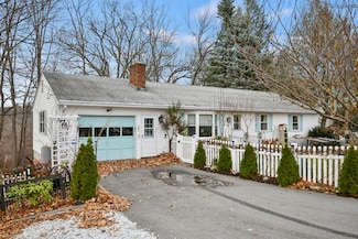 282 Lincoln St, Leominster, MA 01453
